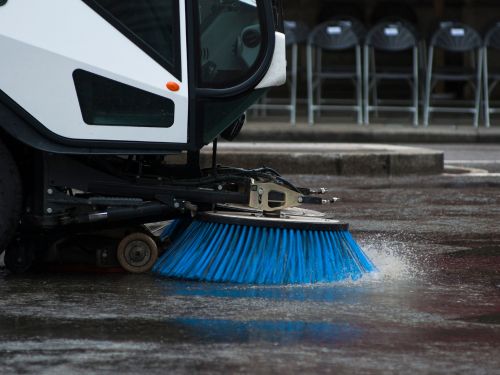 Street Sweeper Maintenance Picture